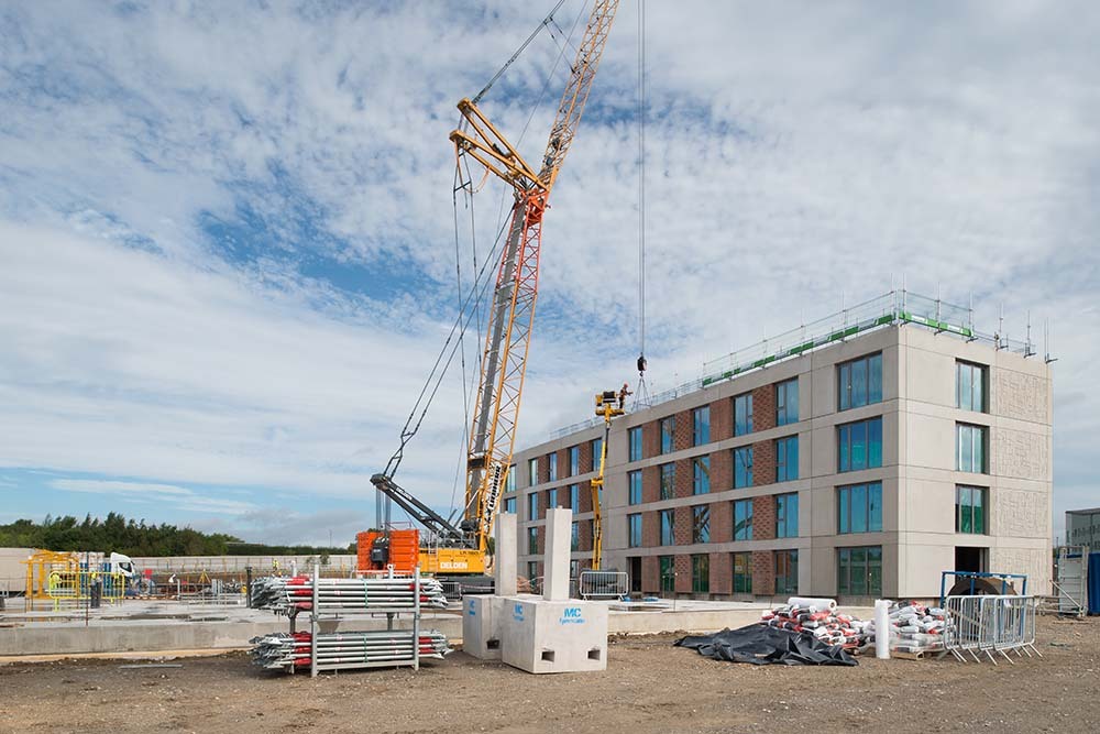 First block at the University of York tops out in just 26 days image